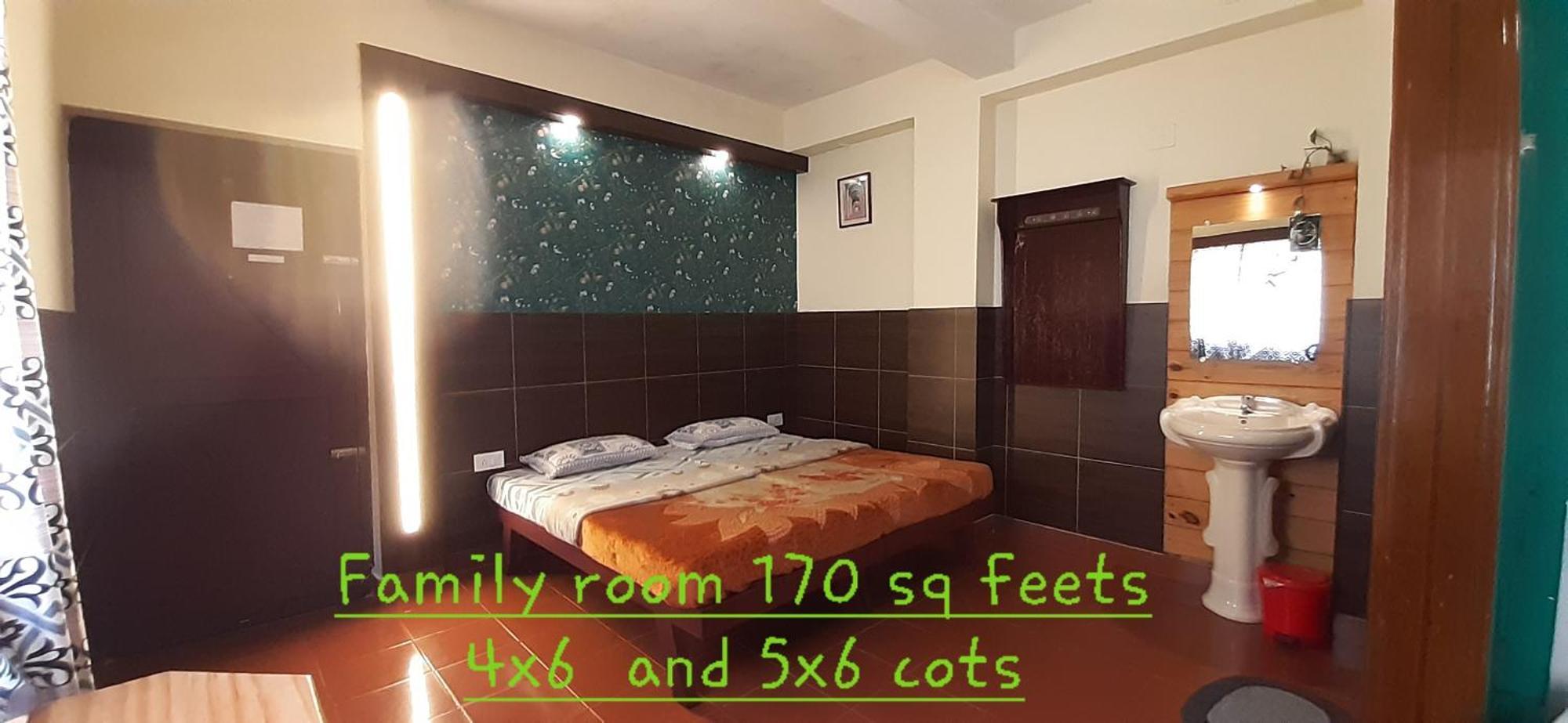 מונאר Greenview Holiday Inn מראה חיצוני תמונה
